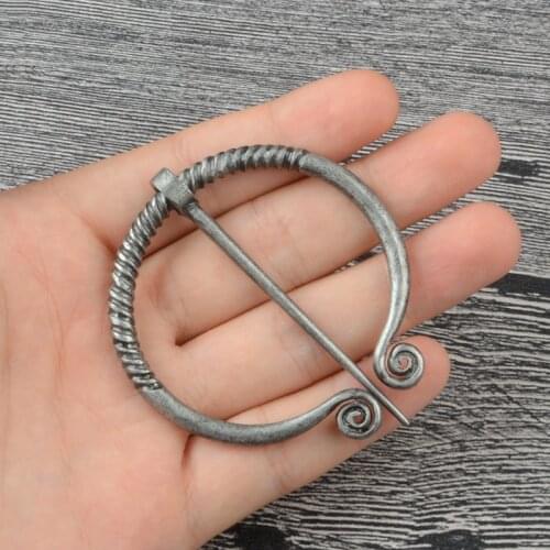 Ancient silver Color bronze Belt Buckles Brooch Buckle Clasp Cloak Pin Medieval Viking Jewelry for men Nordic jewelry