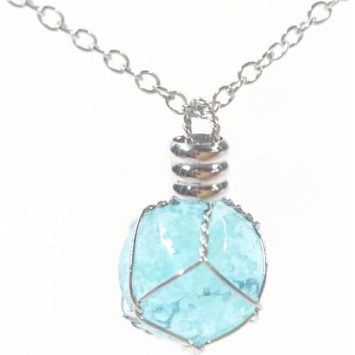 Hand-woven Luminous Necklace at Night Luminous Glass New Fashion Pendant Necklaces Water-wave Chain Bohemia Geometric