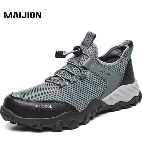 Outdoor Men Sneakers Breathable Mesh Barefoot Aqua Shoes Soft Non-slip Beach Sandals Seaside Sports Upstream Fishing Black