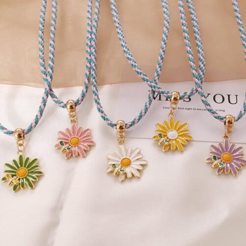 Multi-Color Daisy Bees Alloy Drop Oil Multi-Color Rope Necklace For Women New Fashion Metal Pendant Accessoriest Wholesale