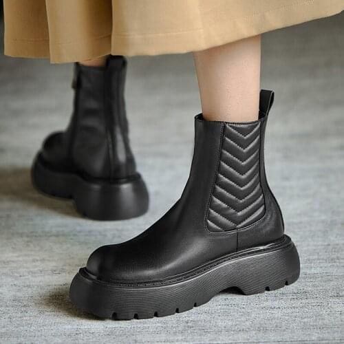 QZYERAI 2021 Women Ankle Boots Natural Leather 22-24.5cm Cowhide Upper Chelsea Boots Individual Design Boots Women Boots