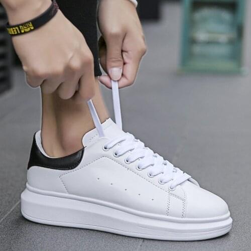 New Designer Sneakers Men Casual Shoes Split Leather Men Fashion Chaussure Homme Plus Size Comfortable Footwear