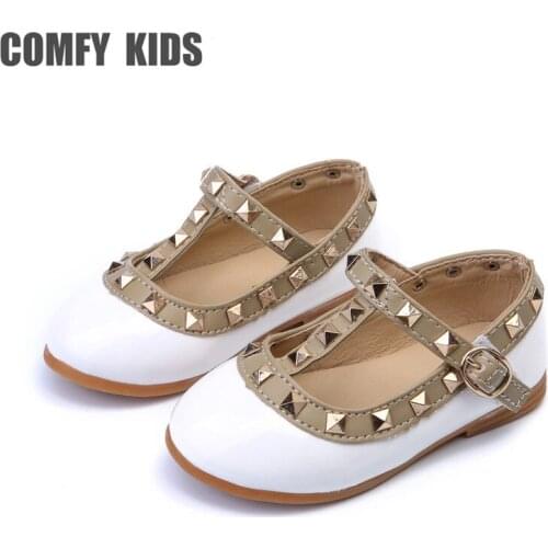 COMFY KIDS Top Selling Girls PU Lather shoes fashion flat with girls princess shoes for girls rivet dance shoes
