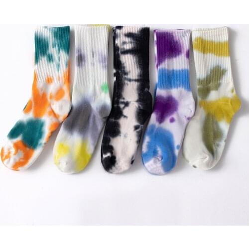 Graffiti Skateboarding Girls Tie-dyed Socks Spring and summer Ins Fashion Women Street Sports basketball Colorful Middle Tube