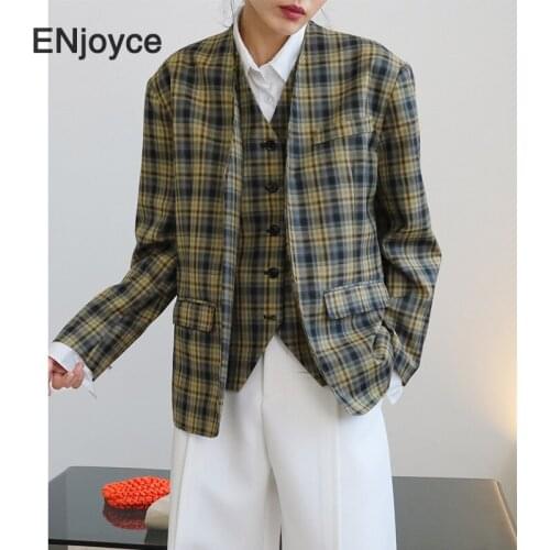Vintage Plaid Wide Shoulder Fake Two-piece Vest Blazer Women Korean Fashion Ladies V-Neck Casual Suits Overcoat Long Loose Coat