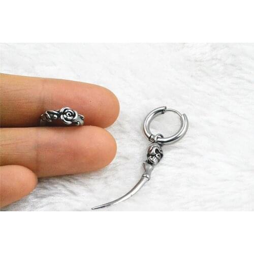50pcs Body Piercing jewelry- Skull Flower Cool Punk Hip Women/Men Earring Ear Studs Ear Hoop RingsEar Piercing