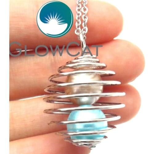 GLOWCAT K554 Iron Round Spring Spiral Beads Cage Aroma Essential Oil Diffuser Oyster Pearl Cage Locket Necklace Party Jewelry