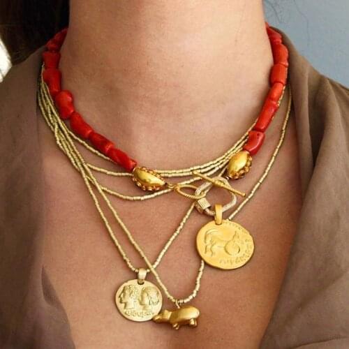 Punk moda Spiral Buckle statement natural red coral women pendant necklace bohemian fashion jewelry 2020 jewelry creative gifts