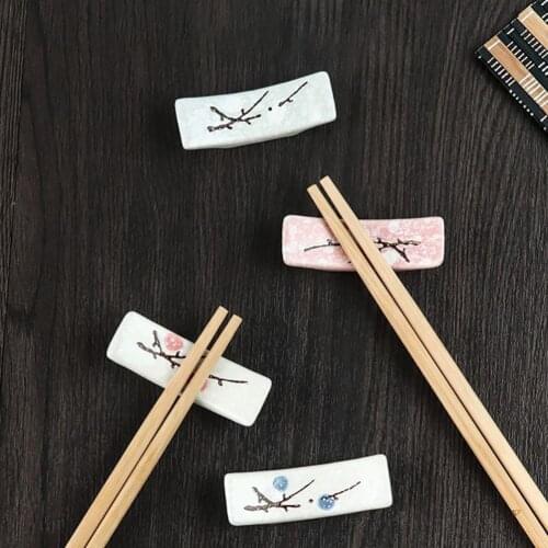 4Pcs Ceramic Chopsticks Holder Exquisite Smooth Surface Spoon Rack Chopsticks Rest Kitchen Tool Snowflake Design Fork Holder