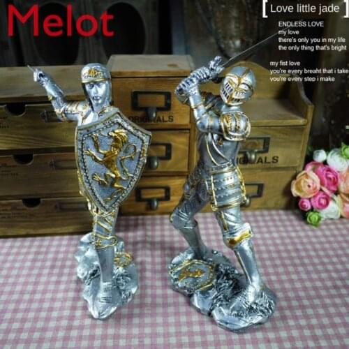 God of War Knight Wedding Gift Resin Crafts European Style Ornaments Home Decorations and Accessories Antique Collection