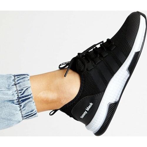Tonny Black Footwear