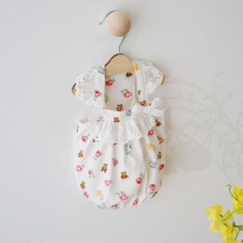 INS new Korean summer and autumn cute bear rose bubble skirt dog skirt lace short pet clothes