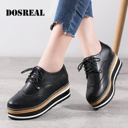 Hollow Brogue Shoes Women Black Leather Platform Platform Shoes Women Round Toe Oxford Flats All-Match Height-Increasing Shoes