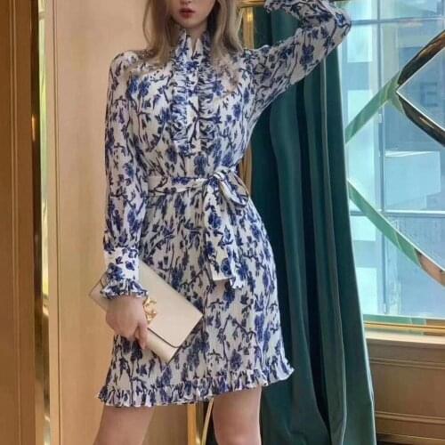 Women Dress 2020 Autumn and Winter New Temperament Lady Style Ruffled Lace Single-breasted Printed Dress Women