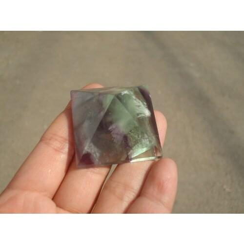 60g Natural Fluorite Quartz Crystal Pyramid Healing China PA1026