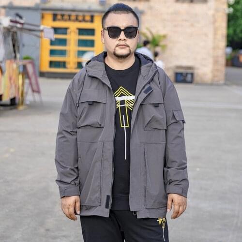 Extra XL New Mens Large Size Jacket Mens Loose Hooded Multi-Bag Windbreaker Casual Plus Size Mens Fashion Clothing Trends