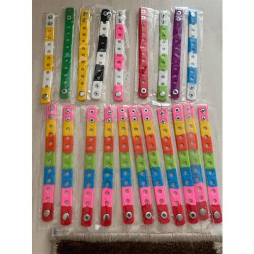 100PCS PVC random 17color soft silicone Bracelet for shoe charms kawaii Rubber Wrist Strap For kids Child favor jewellery gift