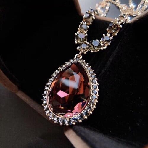 Fashion Women Drop Shape Pendant Crystal Rhinestone Chain Necklace Creative Necklaces Jewelry
