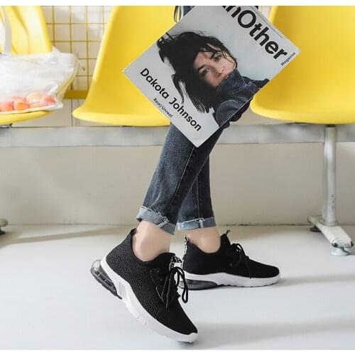 2021 Summer New Style Breathable Flying Woven Shoes Athletic Shoes Womens Air Cushion Hollow out Running Shoe INS Fashion WOMEN