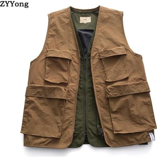2020 Mens Vests Big Pocket Waistcoats Autumn Spring Vest Shoulder Jacket Korean Youth Fashion Photography Solid Color Coats