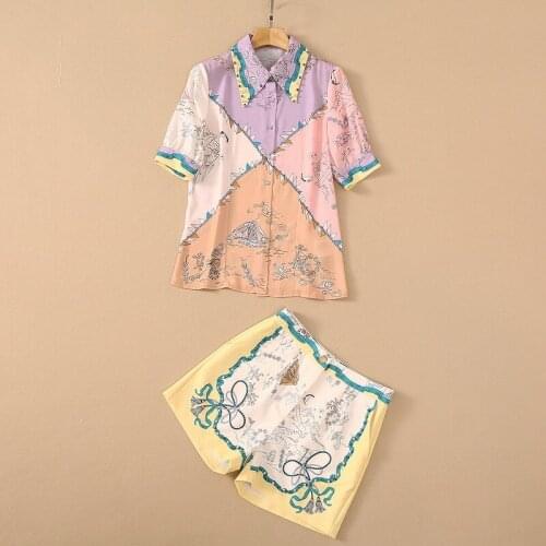 European and American womens wear for summer 2021 Short sleeved shirt with beaded lapels Cartoon print shorts Fashion suits