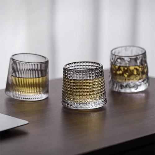 Creative rotating decompression glass wine glass ins Japanese hammer beer cup foreign wine glass whisky cup