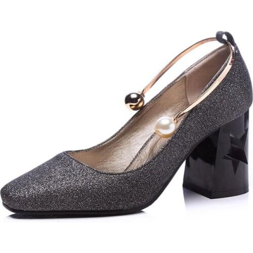 The spring of 2018 the new pearl clasp with thick with high square sequins 32-48 single super small yards shoes 1832