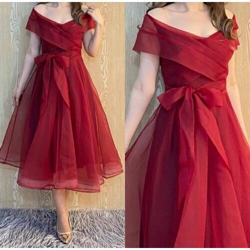 Short Off Shoulder V-Neck Green Prom Dresses with Pockets Front Bow Robe De Soiree Knee Length Corset Back Formal Party Gown