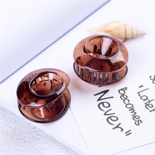 Pack of 2 Clips Hair Claws Hair Accessories Hair pins Adult Fashion Plastic Headwear Circle Shape