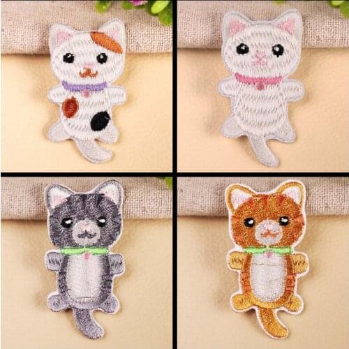 Cute Kawaii Patch Animal Docile Cat Cartoon Embroidered Iron On Patch Childrens A bag Clothes decorate DIY Badge Stickers Patch