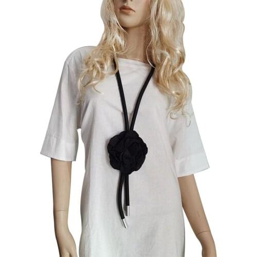 YD&YDBZ New Black Rose Flower Leather Rubber Necklace For Women Luxurious Womens Clothes Decoration Choker Necklaces Girl Gift