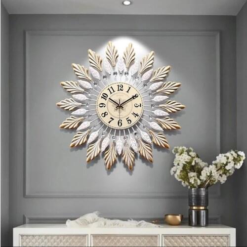 Creative wall clock living room bedroom silent wrought iron fashion clock wall decoration light luxury art wall clock