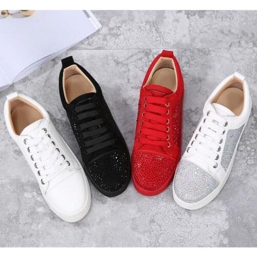 New Suede Men Casual Shoes Rivet Stud Flat Low Top Spike Outdoor Sneakers Lace up Men Runway Chaussures Hommes 2n60