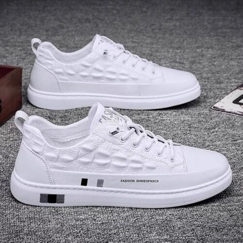 Brand New Mens Leather Shoes Trend Comfortable Loafer Men Shoes design British Fashion Men Sneakers New Moccasins Men