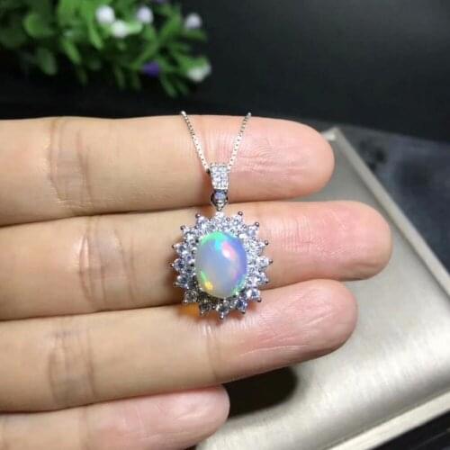 Natural Orb necklace pendant 8 * 10mm 925 sterling silver necklace pendant Ou Bo Fire Color is good Posting
