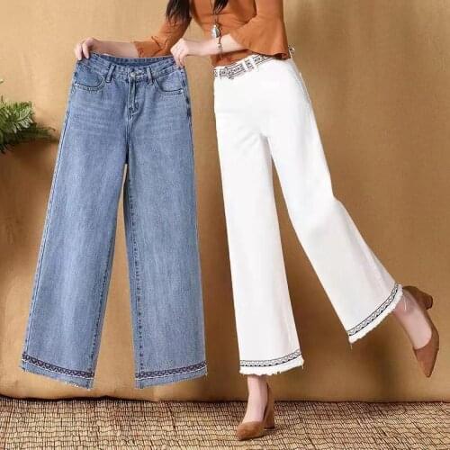 DANCING WINGS Wide Jeans