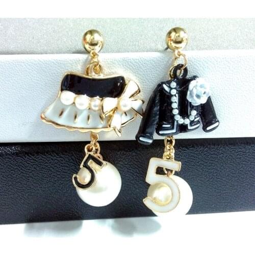 Mimiyagu Women's Gold Earrings