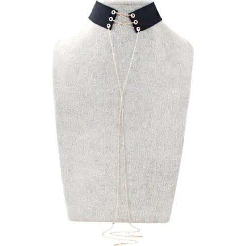 Sumni Chokers On The Neck