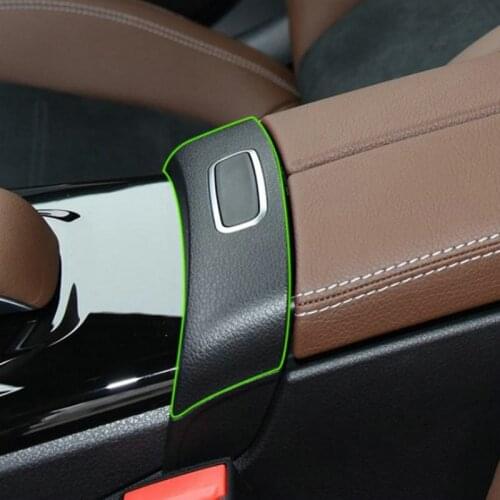 Carbon fiber decorative cover for the switch of the armrest box in the car for Mercedes Benz A A180 A200 2019-2020