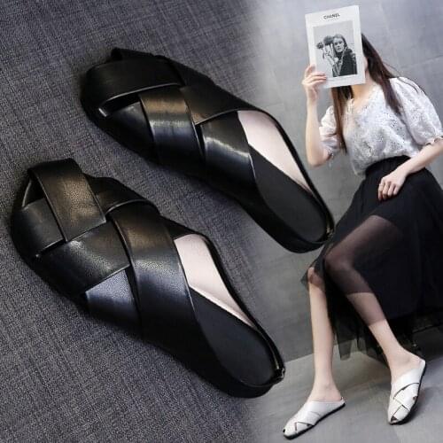 2021 New Fashion Flat Slippers Baotou Set Foot Beach Sandals Casual Slippers Cross Comfortable All-match Slippers Hot Sale