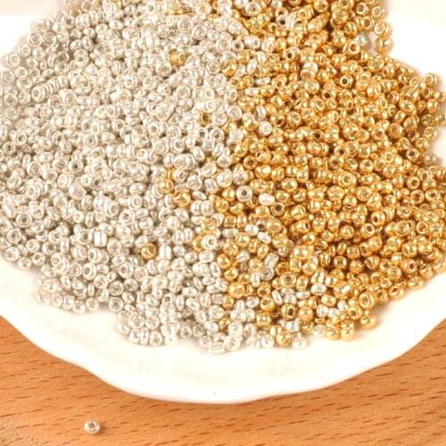 2/3/4mm Gold and silvery Czech Seed Spacer Beads Mini Glass Beads Diy Jewelry Making Material For Handmade Jewellery Fittings