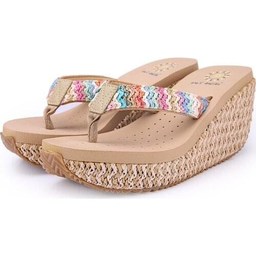 Summer flip-flops womens platform non-slip cute flip-flops womens beach Wedges shoes Korean high-heeled holiday sandals