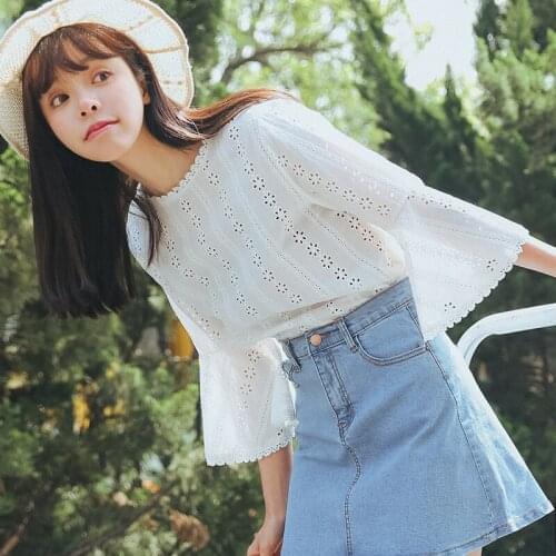 Spring Summer New Korean Shirt Girl Student Preppy Style Temperament Flare Sleeve Top Woman Loose Lace Hollowed-out Blouse H9159