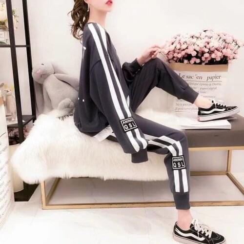 Hot Fashion Tracksuit Womens Hipster Loose Long-sleeved Sweater And Casual Pants Two-piece Set Woman Autumn And Winter Suits