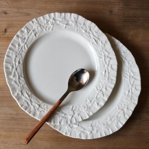 Embossed Leaves Mottled White Irregular Plate/Dessert Plate /6 Inch Plate