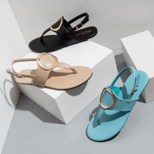 2021 New Women Fashion Flip Flops Sandals Female Metal Round Buckle Flats Sandals Womens Casual Beach Sandals