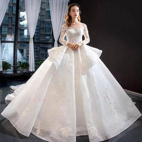 2021 New Princess Wedding Dress Gorgeous Long-Sleeved Beaded Lace Big Tail Puff Skirt Dress