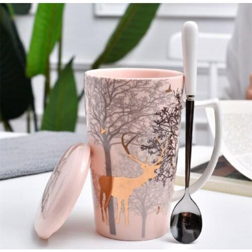 Nordic Ceramic Christmas Gold Elk Coffee Mug with Lid and Spoon Set Office Teacup Creative Porcelain Couple Breakfast Milk Cup