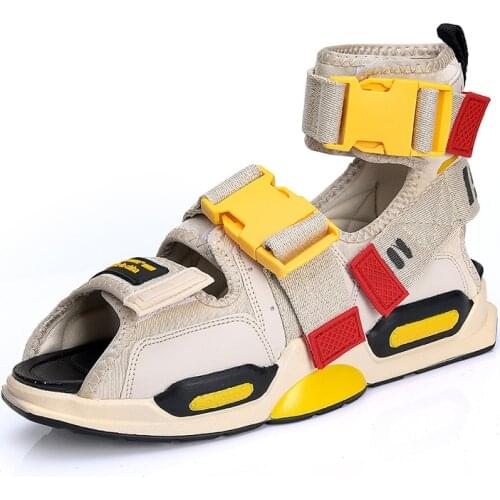 Men Sandals Fashion Design Outdoor Walking Shoes Summer Non-Slip Luxury Brands Lightweight Cool Sneakers 2021 Platforms Buckle