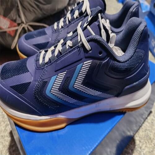 Cauaway Tennis Shoes